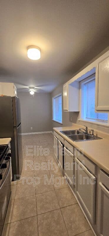 Charlotte Condo: 1803 Darbrook Dr
