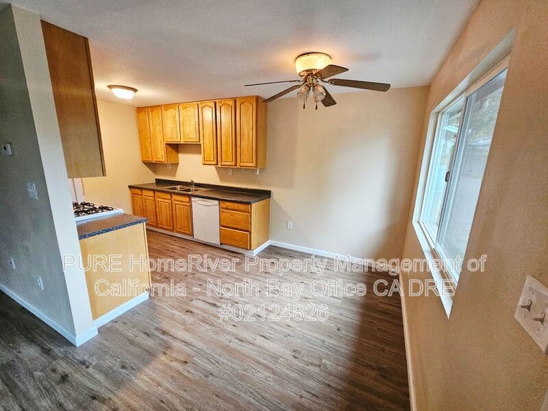 Ukiah Condo: 475 Eastlick St Apts 1