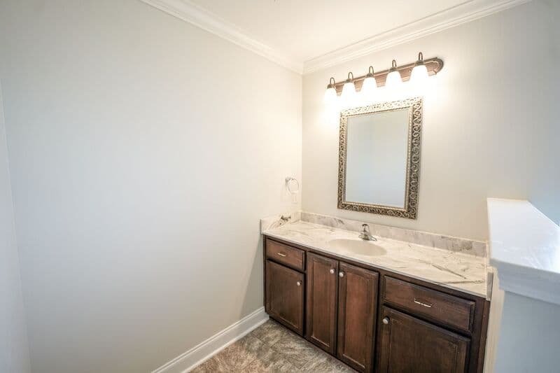 Ludowici House: 28 Murray Crossing Blvd NE