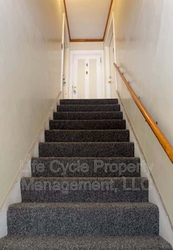 Grand Rapids Condo: 548 Fulton Street East - 3
