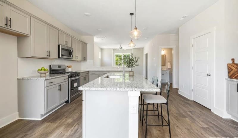 Wake Forest Condo: 861 South Franklin Street