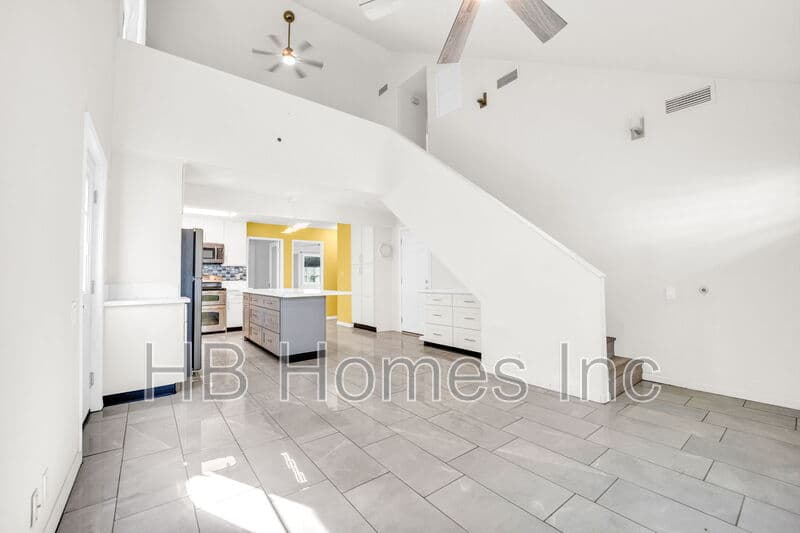 Ewa Beach House: 91-201 Kuina Place #99