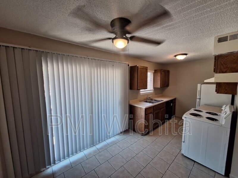 Wichita Townhome: 535 S. Lulu Ave