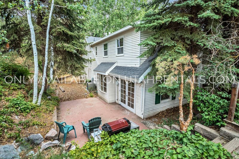 Provo House: 3676 N 870 E
