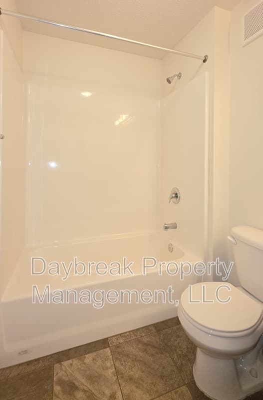 Moorhead Condo: 317 16th Street South - 5