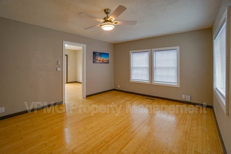 Vancouver House: 2901 Fruit Valley Rd