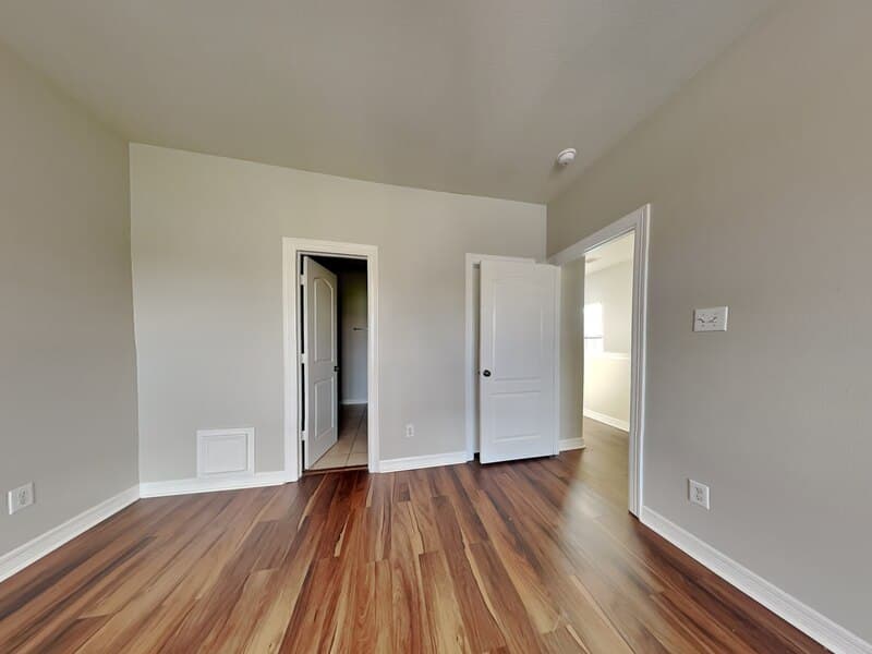 Houston Condo: 4202 Alvin St