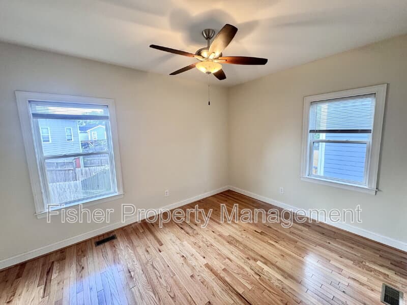 Richmond House: 2212 Carrington St