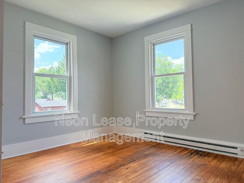 Dover Condo: 880 South State Street