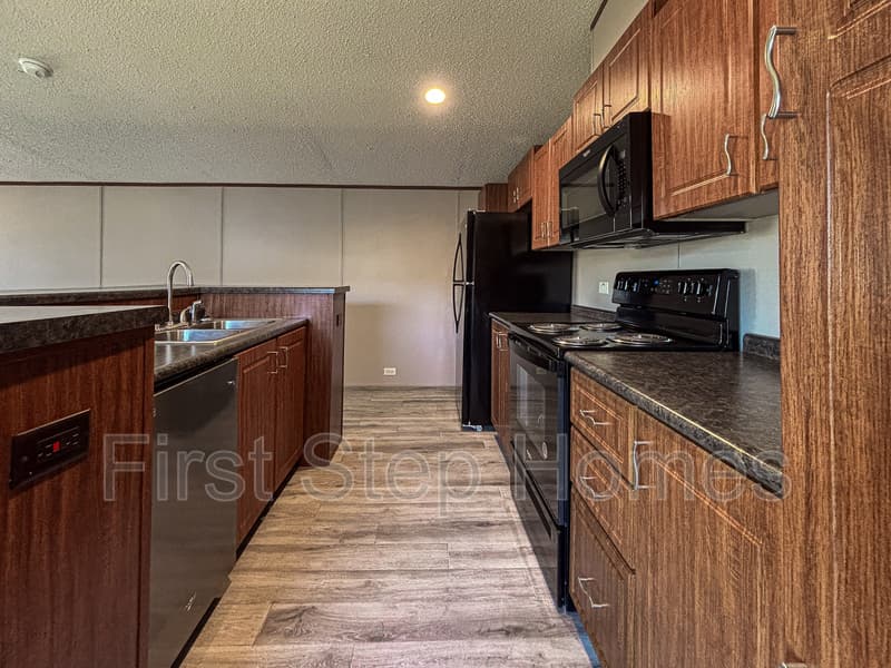 Tyler House: 1413 Cotopaxi St