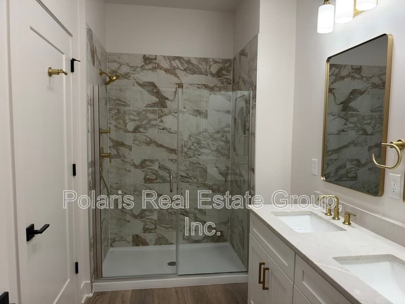 Carmel Condo: 925 Veterans Way