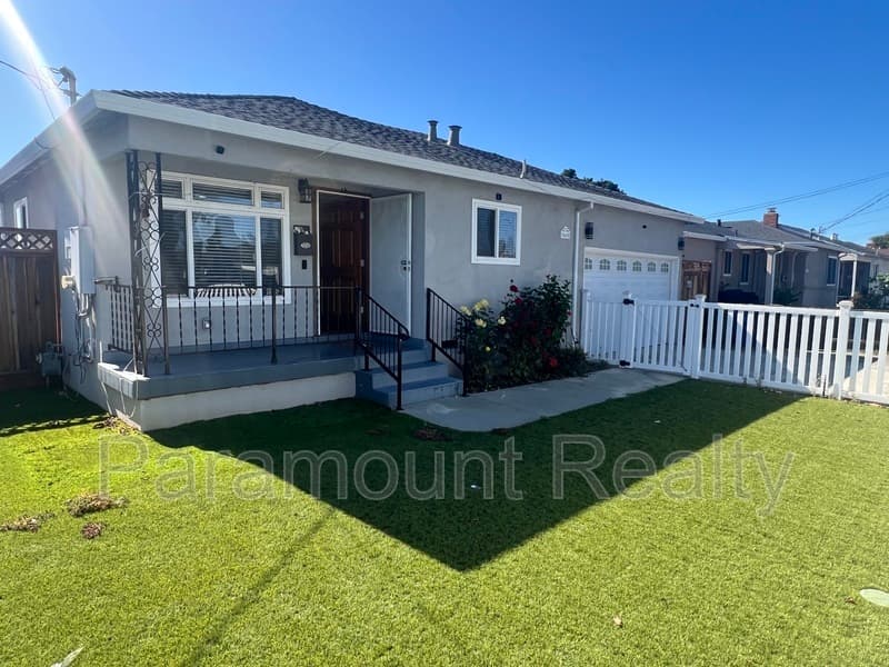 Fremont House: 36665 Cabrillo Dr
