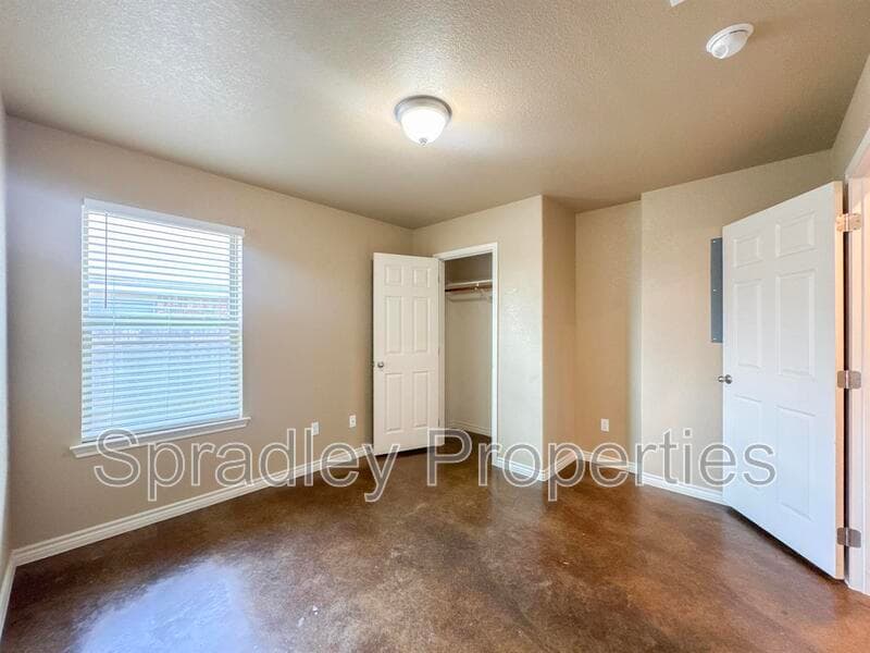 Belton Condo: 1562 Vani Ct