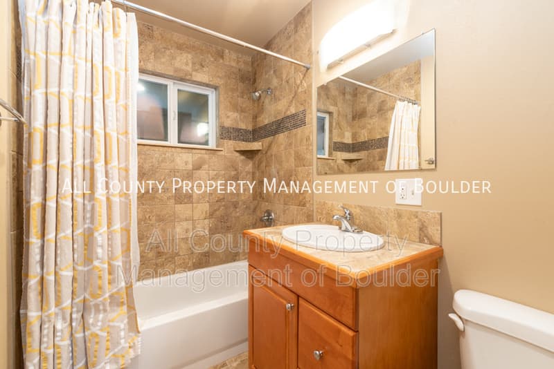 Boulder House: 710 39th Street