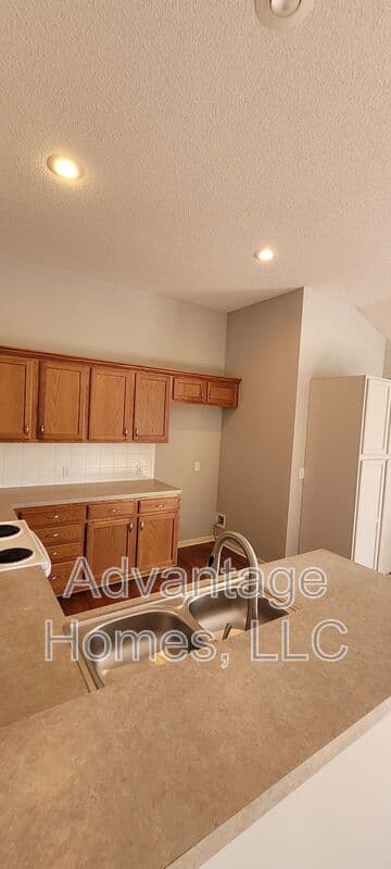 Gardner House: 18518 Mulberry Ct