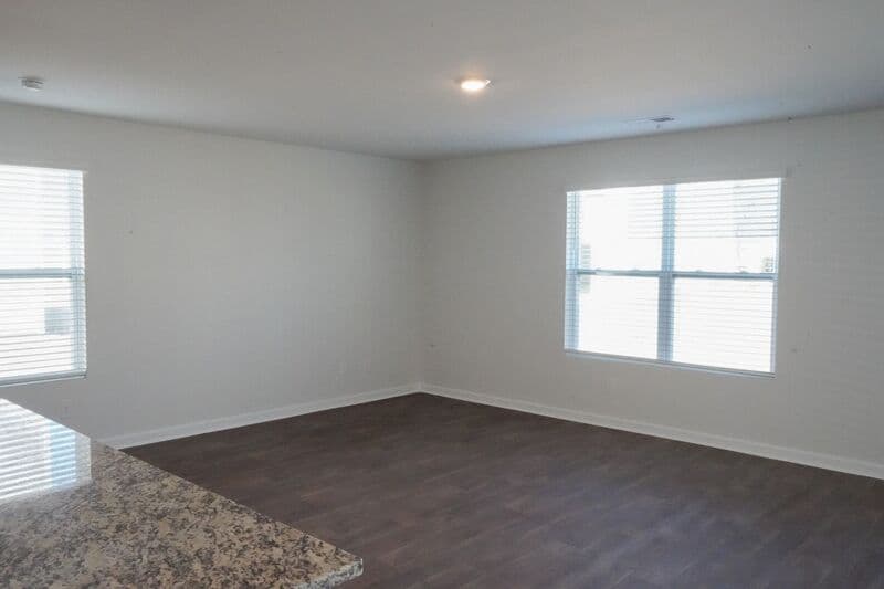 Bloomingdale House: 418 Coconut Dr