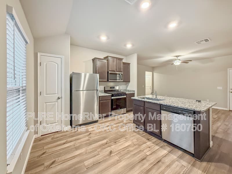El Reno House: 1609 Vermilion Ln