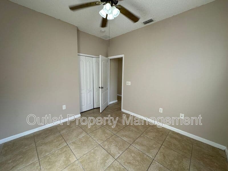 Orlando House: 9356 Monterey Bay Drive