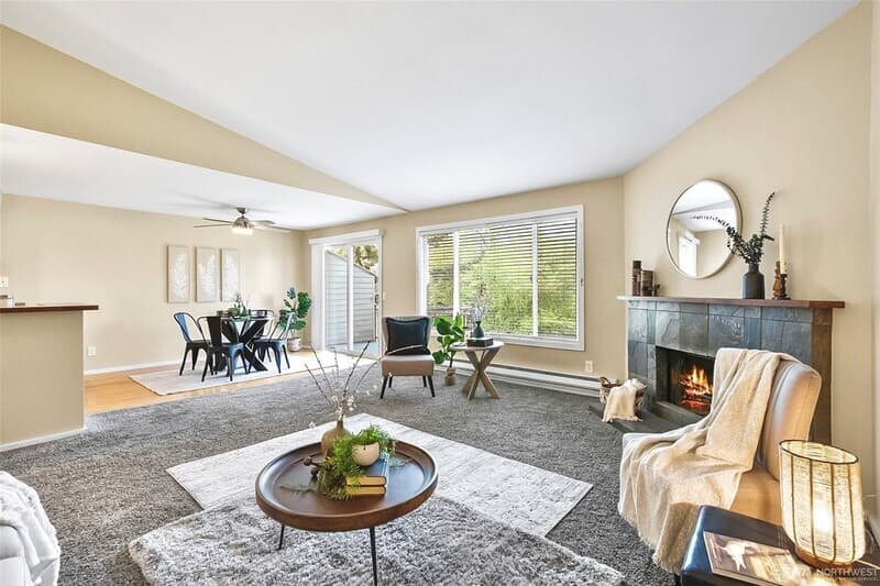 kirkland Condo: 629 Kirkland Way