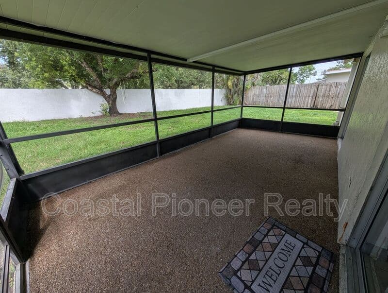 Brandon House: 1331 Coolridge Dr