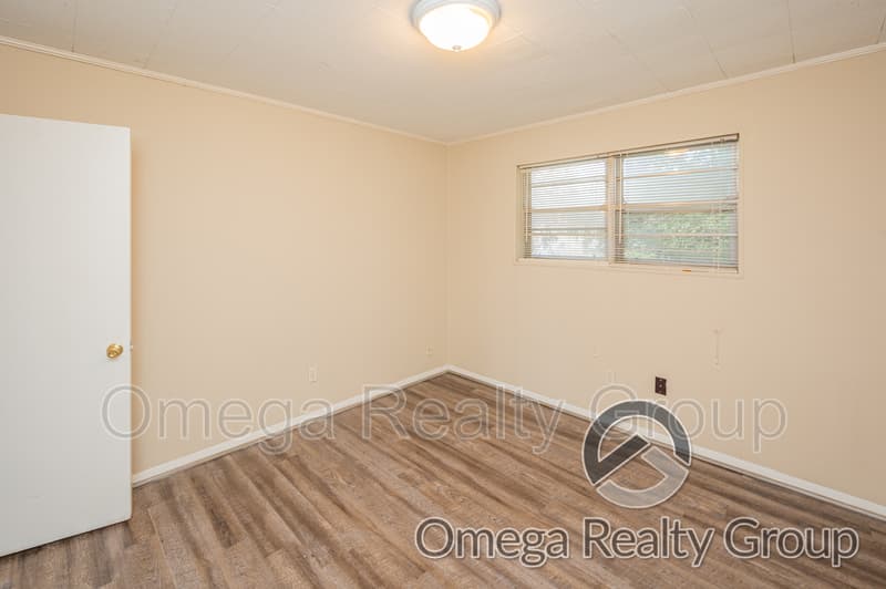 Jasper Condo: 1507 7th Ave