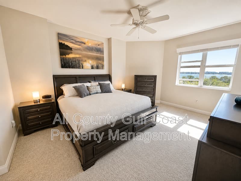Palmetto House: 611 Riviera Dunes Way