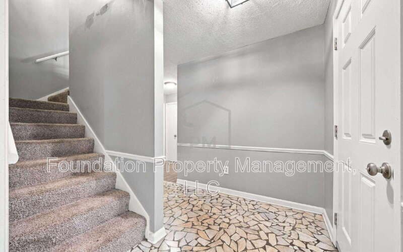 Memphis House: 5361 Timberdale Avenue