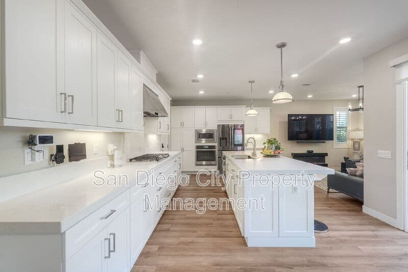 Carlsbad House: 1817 Artemisia Ct