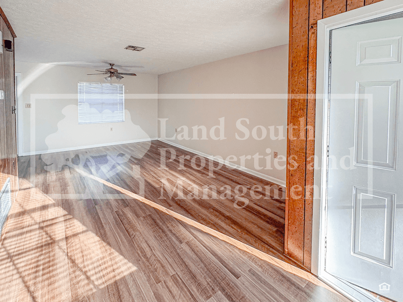Lakeland House: 708 Boyd Court