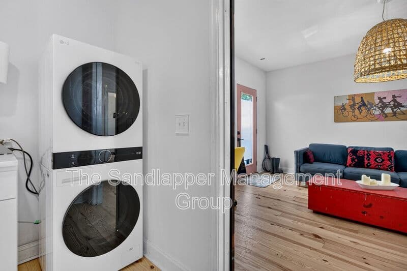 Charleston Condo: 32-A Line Street