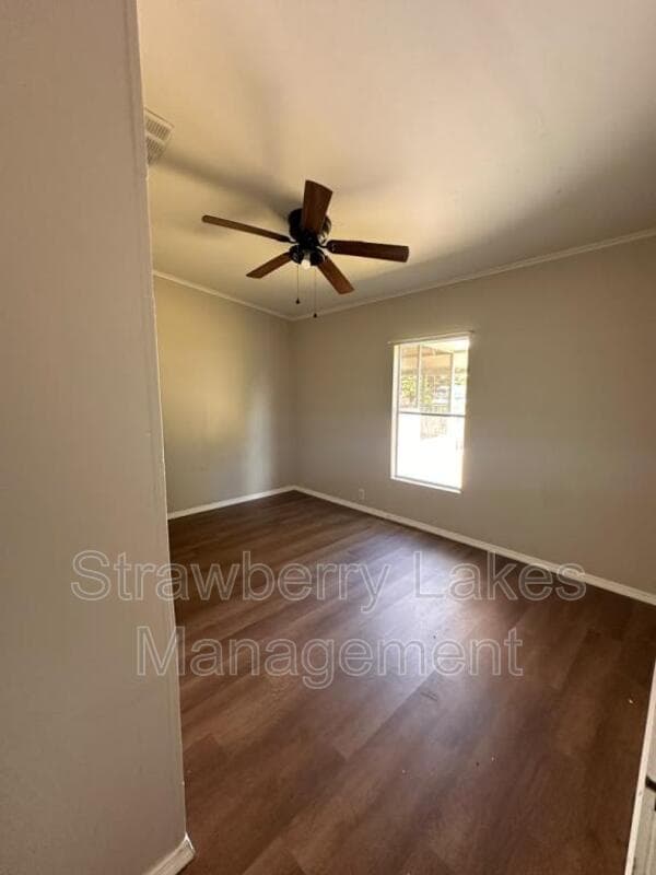 Zephyrhills House: 4710 Buckeye St