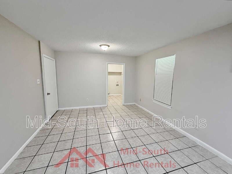 Memphis House: 5151 Corkwood Dr