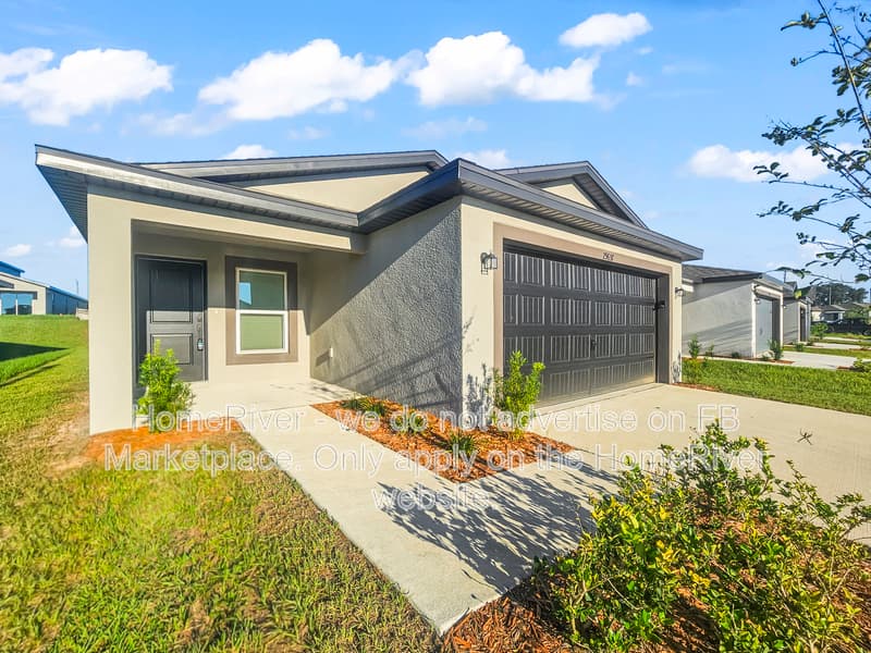 Brooksville House: 29637 Fedora Cir