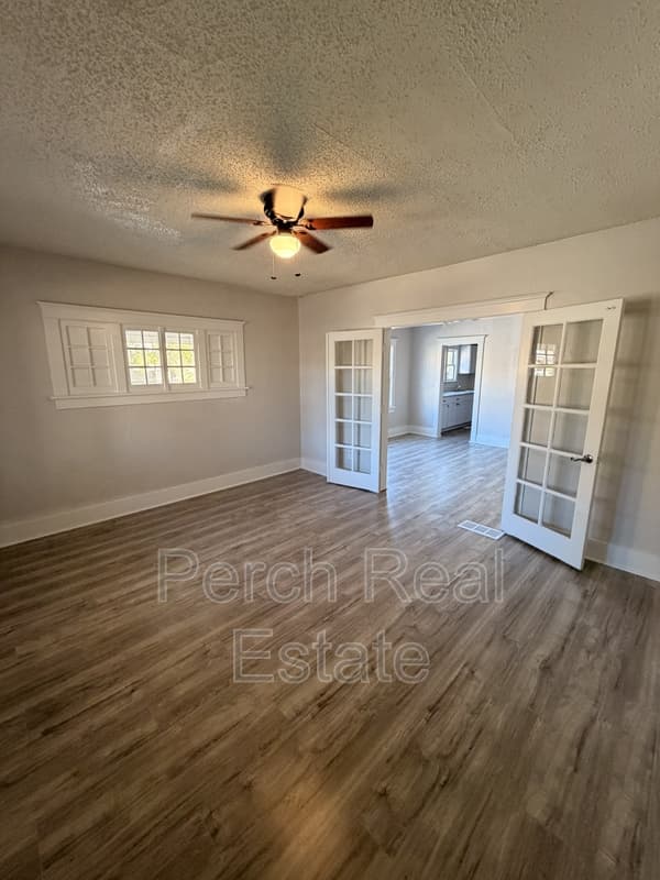 Brighton House: 202 South 6th Avenue - 1