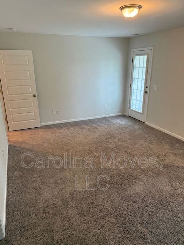 Greenville Townhome: 5 Alkanet Way