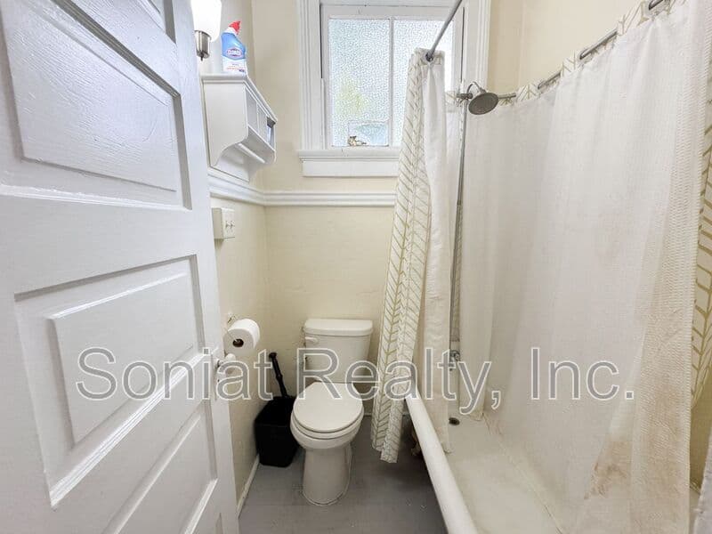New Orleans House: 413 Cherokee Street