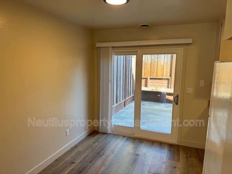 Santa Cruz Townhome: 3387 Mission Drive