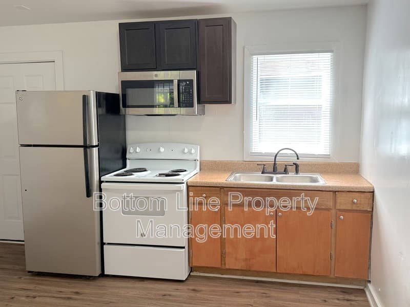 Charlotte House: 4398 Havelock Ave