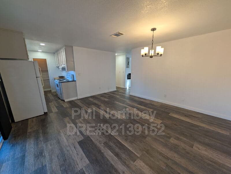 Suisun City House: 232 Long St