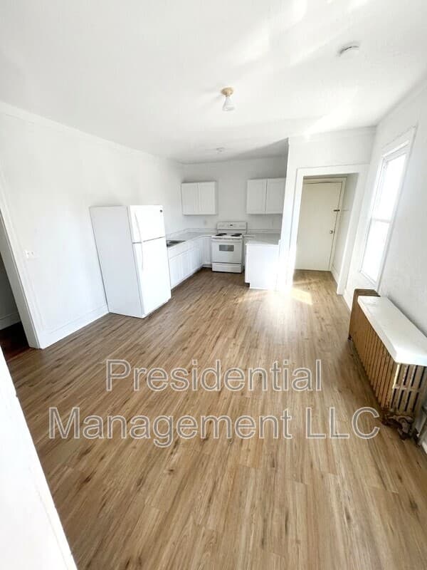 Waterbury Condo: 503 Baldwin St