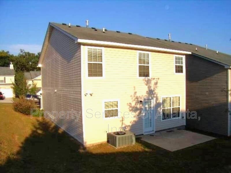 Canton House: 102 Hidden Creek Dr