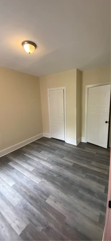 York House: 144 West Jackson Street - C
