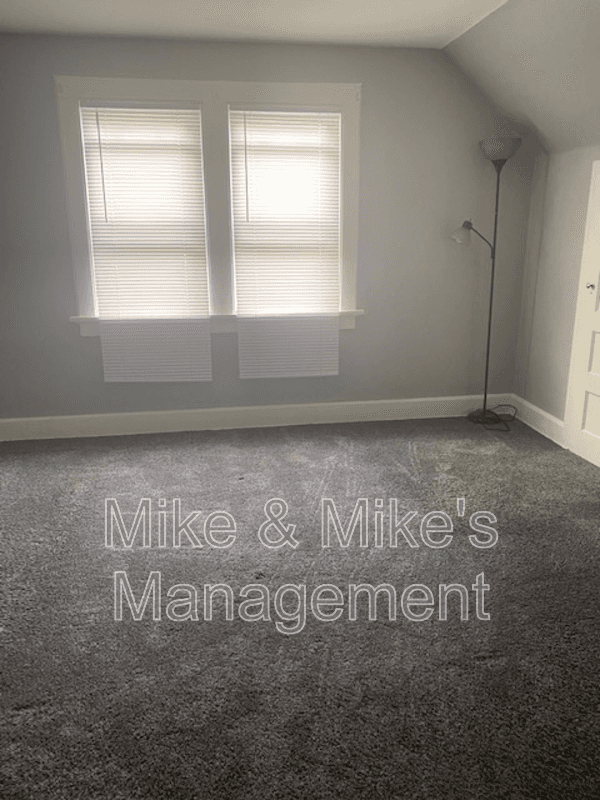 Milwaukee Condo: 2969 N 48th St