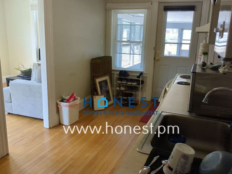 Augusta Condo: 34 Gage Street