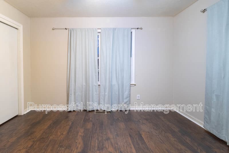 Oklahoma City House: 3500 Northwest 14th Street