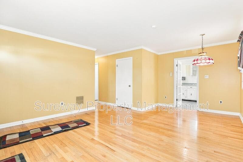 Delran House: 304 Brown Street