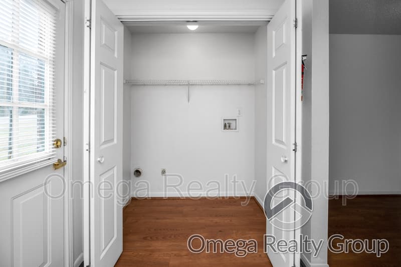 Columbiana Condo: 100 Egg And Butter Rd