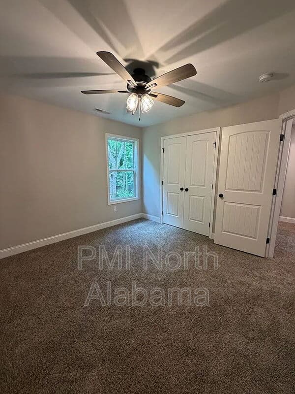 Huntsville House: 1713 Golf Club Lane Northwest