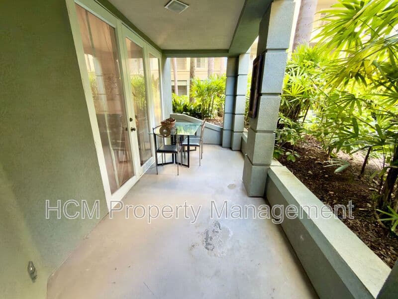 Irvine House: 2233 Martin