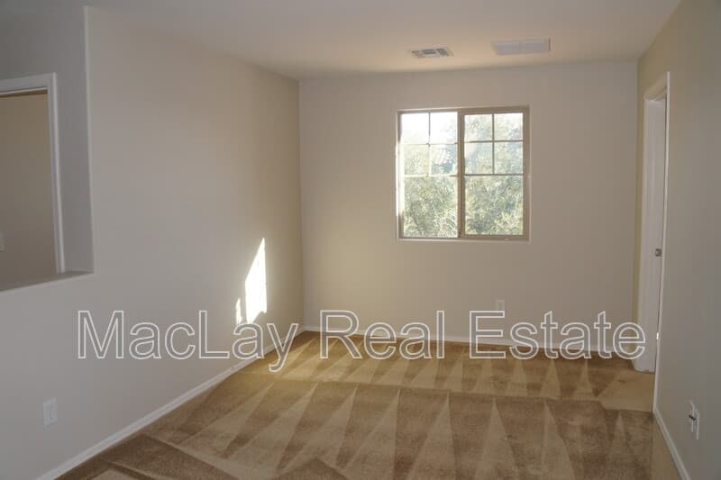 Gilbert Townhome: 2564 E Vermont Dr
